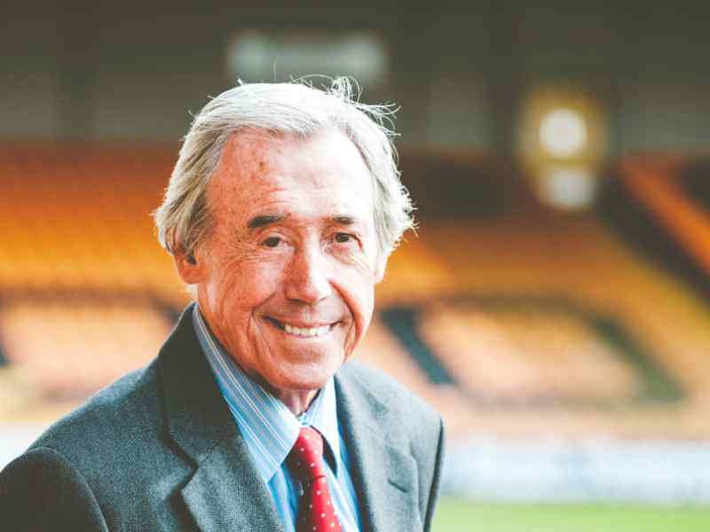    Jon Thorne photography Gordon Banks OBE  editorial photography portrait photography